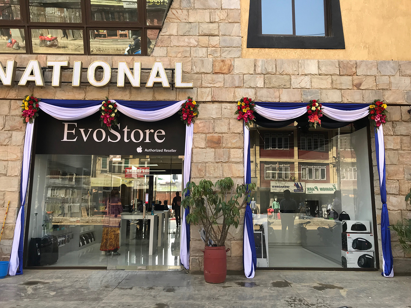 Evolution Trading Opens New Outlet in Bouddha